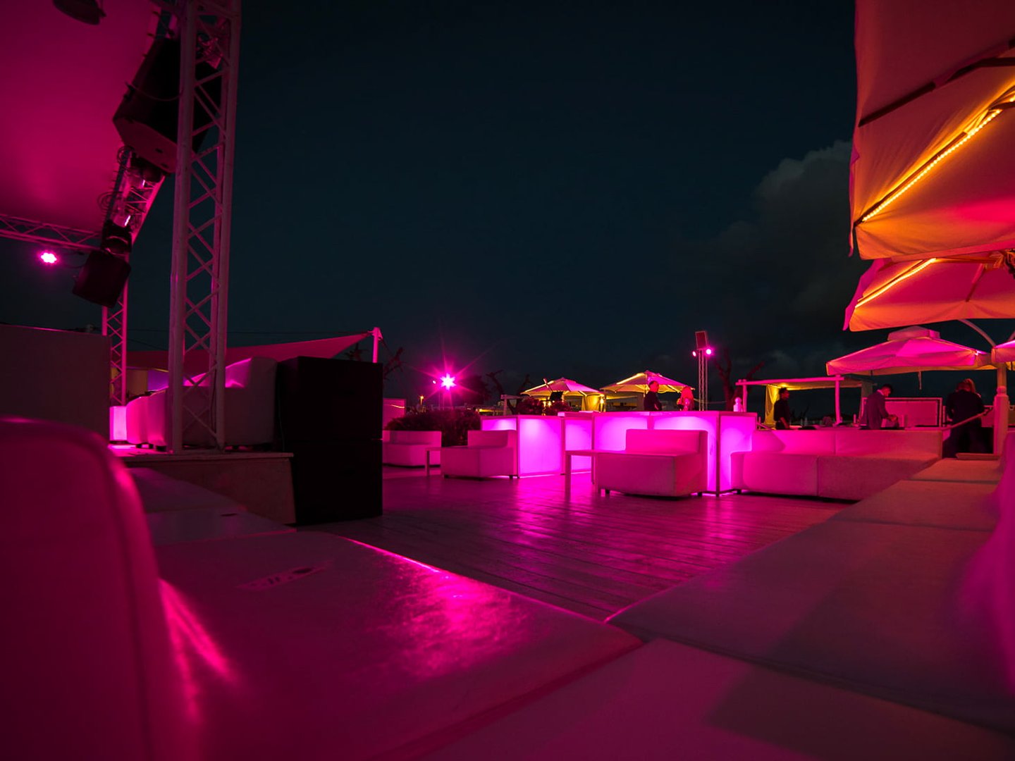 Discoteca Shilling Ostia: un'oasi di stile! - foto 3
