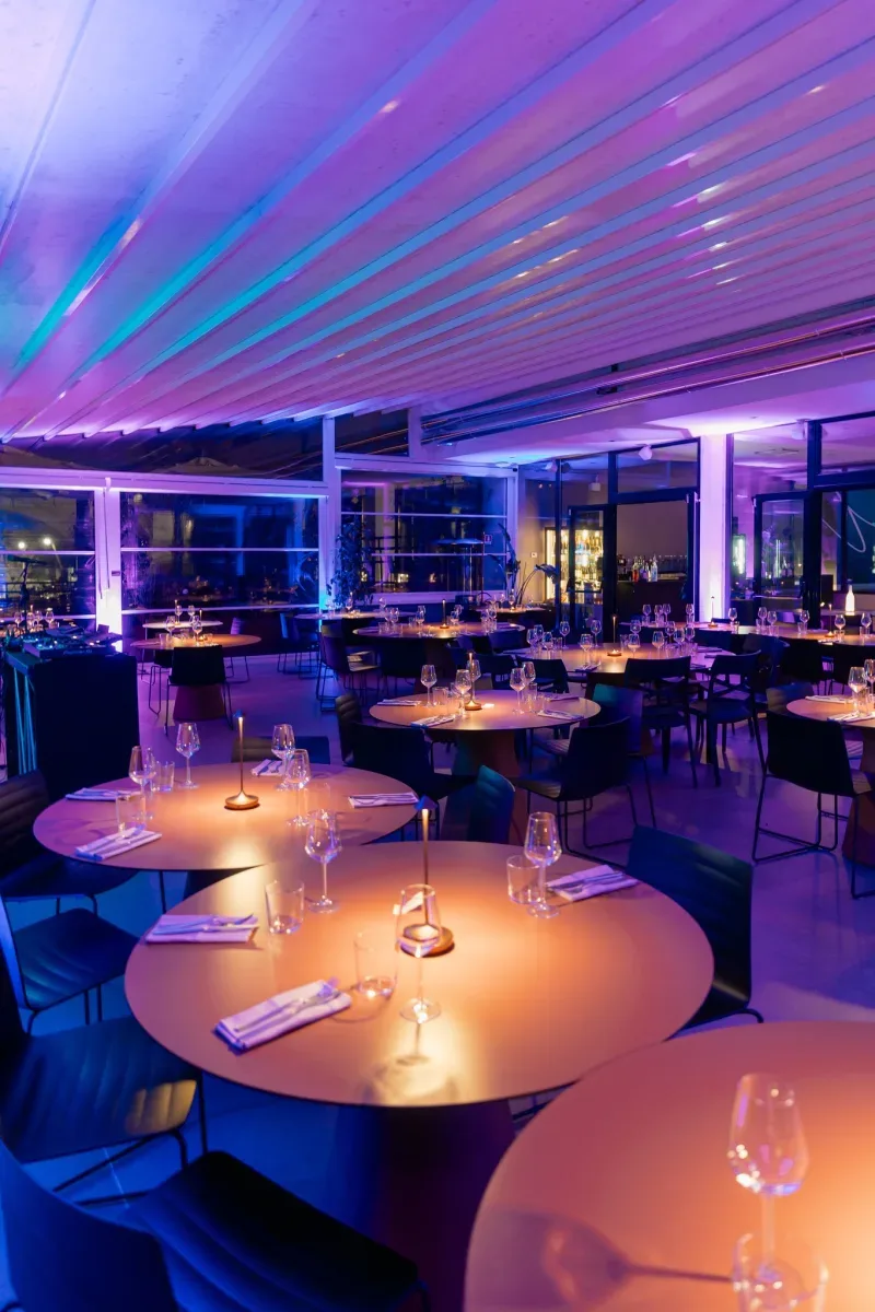 Volo Restaurant & Bar - Cena, Live Show e Discoteca a Ponte Milvio - foto 2